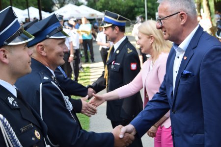 c54fabe9-b62d-4f03-98e4-c476315f2ab1.jpg