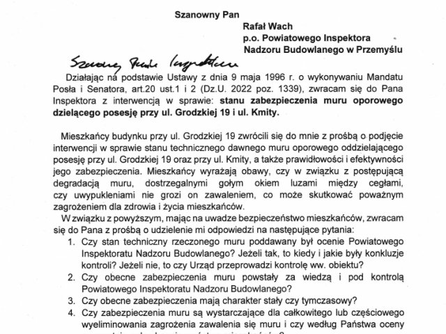 Interwencja w sprawie stanu zabezpieczenia muru oporowego dzielącego posesję przy ul. Grodzkiej 19 i ul. Kmity..jpg